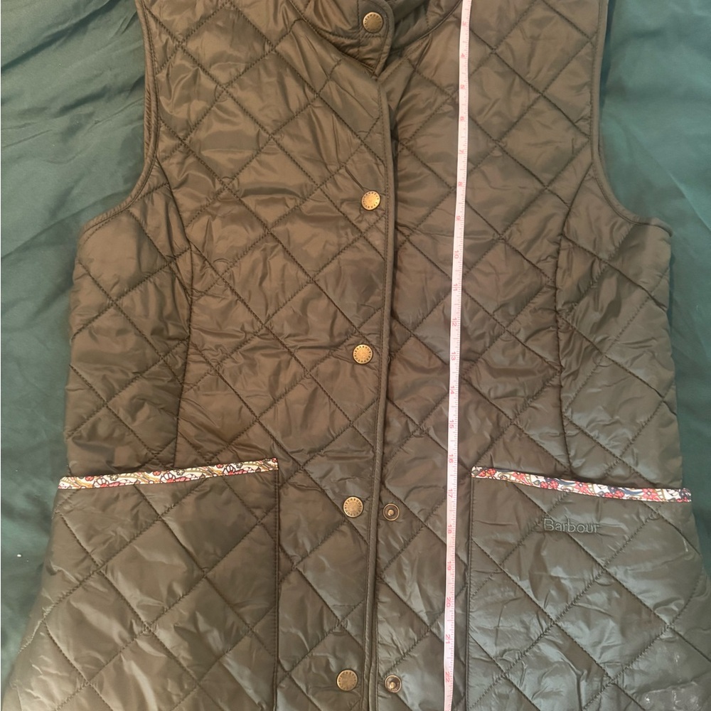 Barbour Women's Quilted Vest - Dark olive green with trim